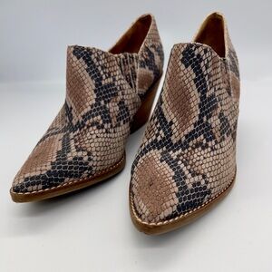 Lucky Brand Women's Tan & Black Snake-Print Pointed Toe Booties